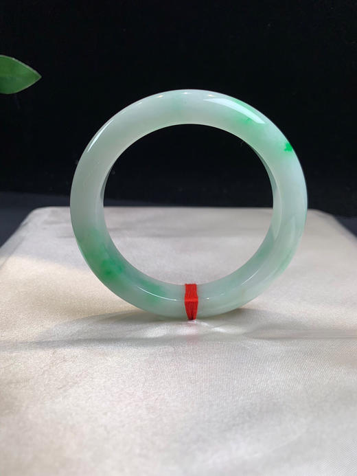 612572，57飘阳绿正圈，满圈干净清爽，几处飘蓝阳绿色， 干净清新 商品图3