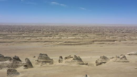【西北猎摄】黑独山•胭脂山•俄博梁•恶魔之眼•七彩盐湖•荒漠绝美画卷9天摄影 商品图10