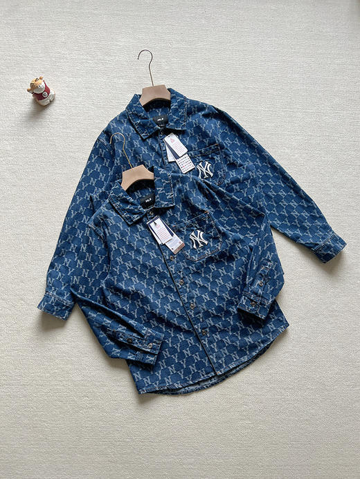 点此购买 MLB经典男女款老花满印牛仔衬衫夹克外套 LL 314171 商品图7