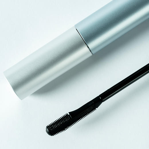 云初轻盈翘密持妆睫毛膏 商品图3