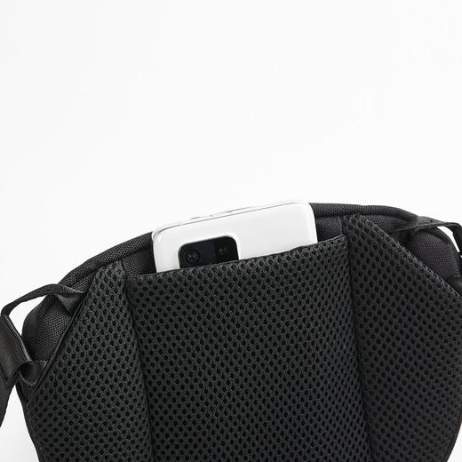 【【自营】潮流斜挎包男女情侣腰包单肩休闲运动大学生防泼水休闲胸包 商品图1