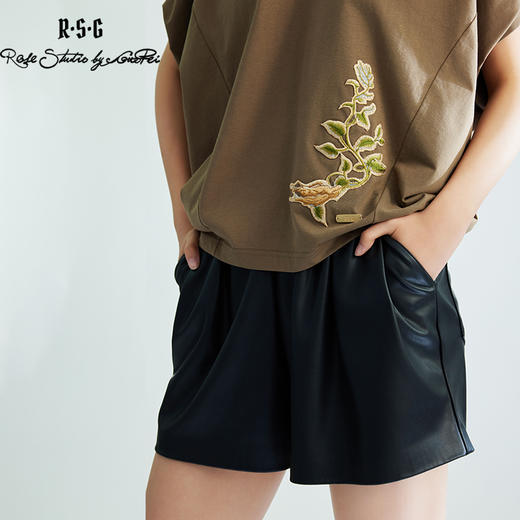 郭培成衣品牌【“药”爱自己】何首乌刺绣大蝙蝠袖T恤 商品图1