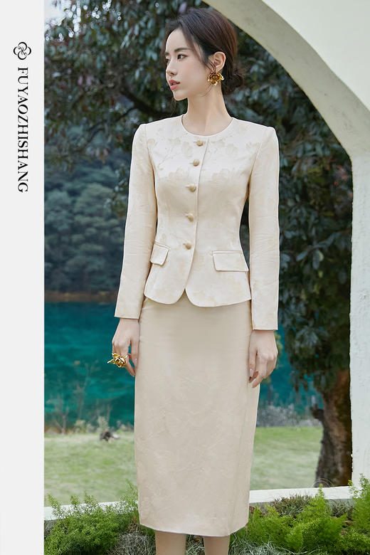 FUYAO扶摇 轻奢优雅时尚套装气质小香风淑女提花外套半身裙两件套 商品图5