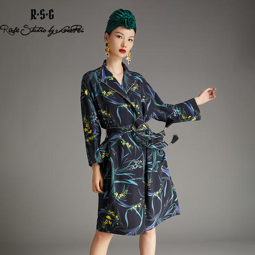 RSG早秋法式浪漫丛林印花薄风衣 商品图0