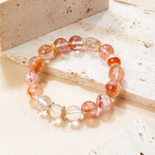 【美人精选】乘风2025✖️ISME【时来好运 诸事顺利】新中式国风高级感粉水晶红胶花好运手串女款 商品图3