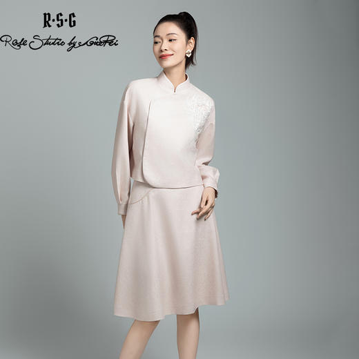 郭培成衣品牌【“药”爱自己】花朵刺绣中式立领斜襟粉色外套 商品图4