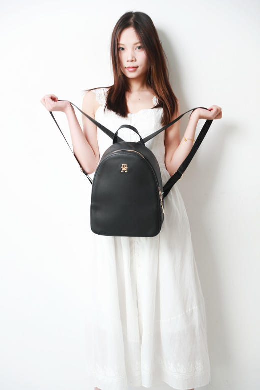 颜值已拉满，金属标双肩包。黑色+藏青色大容量学院风包包C040266 商品图13