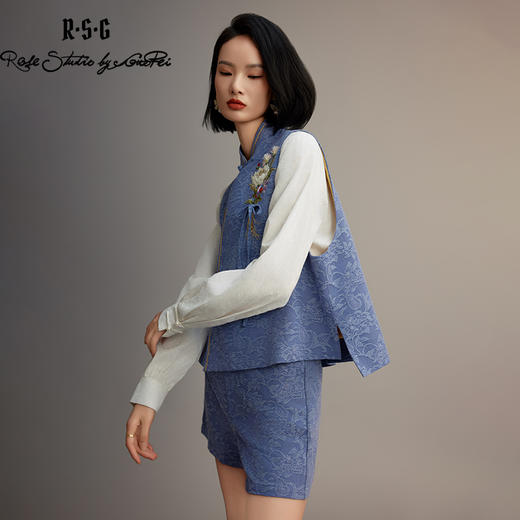 郭培成衣品牌【“药”爱自己】牛仔蓝印花新中式马甲套装 商品图4