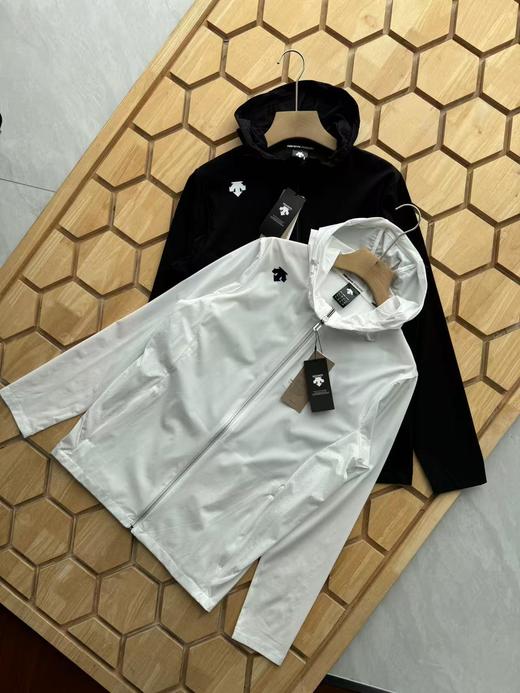 点此购买 迪桑特综训男士防晒服防晒衣UPF50外套 LL 314168 商品图0