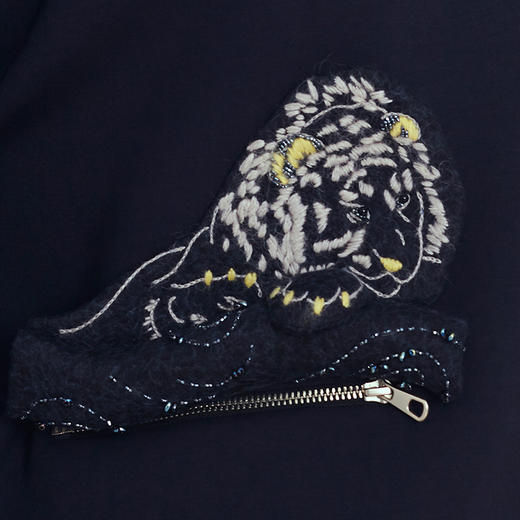 RSG郭培成衣品牌手工立体狮子刺绣拼色套头卫衣圆领通勤上衣 商品图3