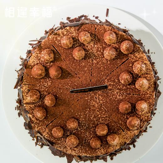 【摩卡椰椰下午茶】无论咖啡党还是黑巧党都不会错过的摩卡椰椰蛋糕，比利时巧克力片碎错落交织环绕，融合了洒满可可粉的巧克力榛子奶油，醇厚丝滑的口感让人无法拒绝~ 商品图2