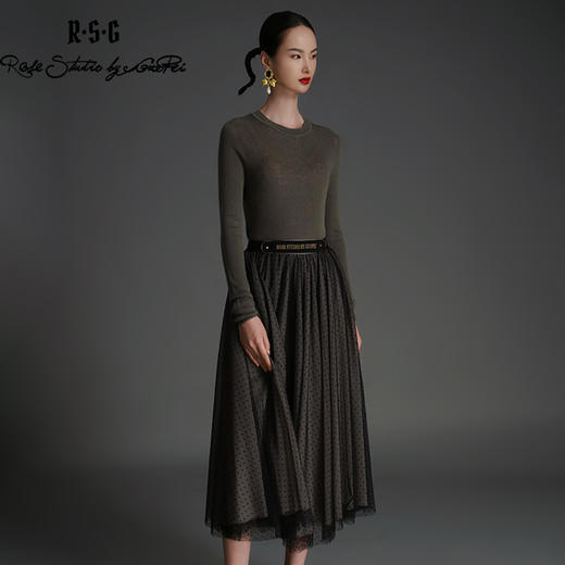 RSG2023郭培成衣品牌早秋修身显瘦纯色精纺百搭针织衫 商品图3