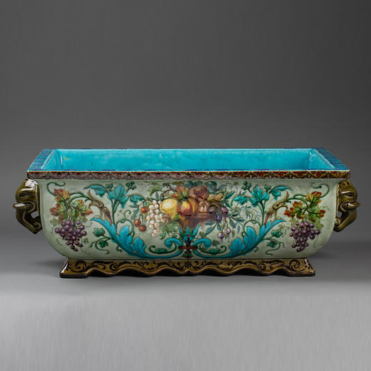 独角鹿西洋古董 1875年代法国陶艺家Théodore Deck签名出品东方风格象首双柄装饰硕果花卉主题彩釉花盆套 商品图1