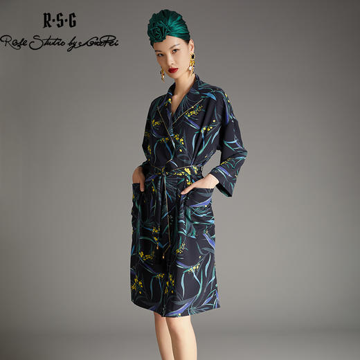 RSG早秋法式浪漫丛林印花薄风衣 商品图2