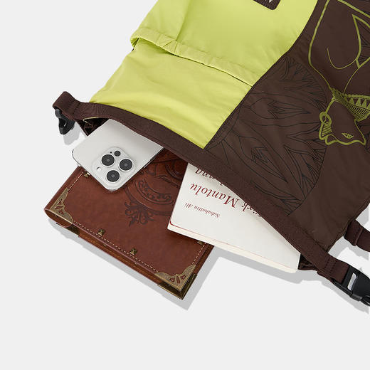 大英博物馆 盖亚·安德森猫系列 拼接轻便撞色多功能 斜挎包 商品图3