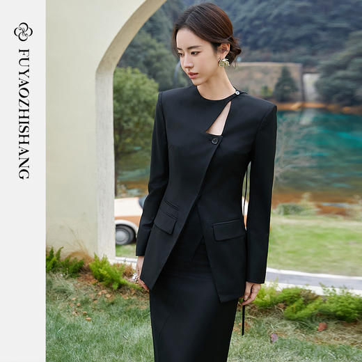 FUYAO扶摇 黑色镂空西装套装女2025新款斜门襟飘带西服长裙套装春 商品图1