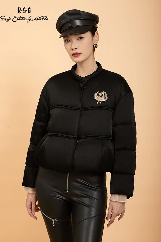 郭培成衣品牌精品系列暖意“绒绒”系列简约百搭款鹅绒服 商品图5