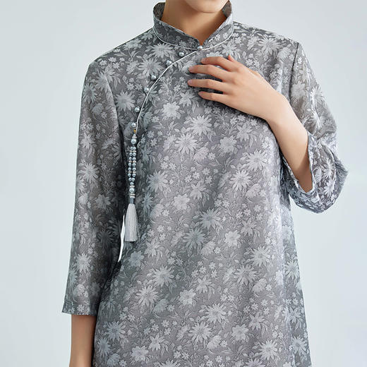 郭培成衣品牌精品系列小雏菊印花国风流苏吊坠连衣裙 商品图1