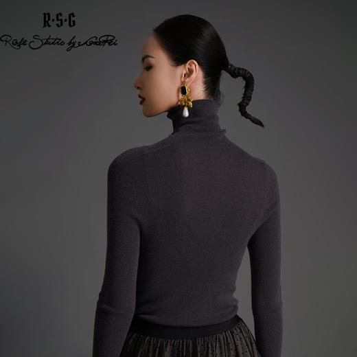 RSG郭培成衣品牌原创设计薄款羊绒高领高级感女士打底上衣 商品图4
