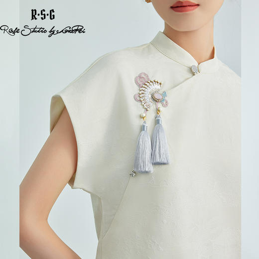 郭培成衣品牌精品系列国风手工镶片改良旗袍 商品图1