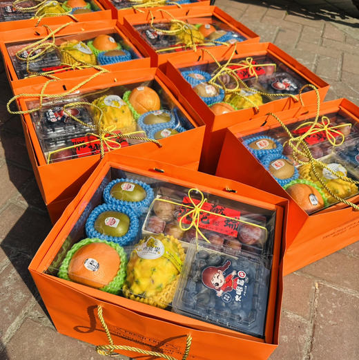 双层百搭礼盒 会根据当季水果做调整 商品图2