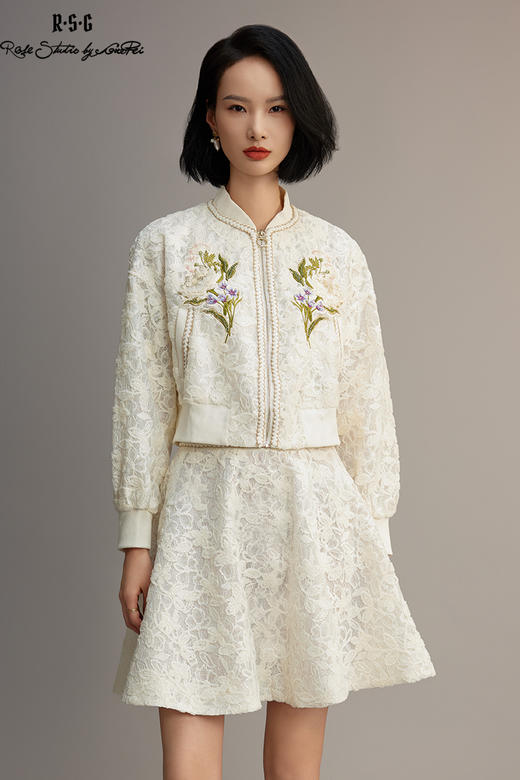 郭培成衣品牌【“药”爱自己】压花纹理刺绣雪莲花夹克半身裙套装 商品图5