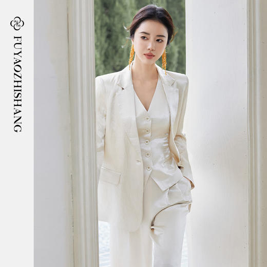 FUYAO扶摇 醋酸缎面西装外套女2025新款廓形显瘦西服老钱风套装 商品图0