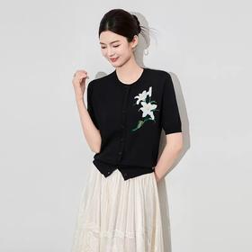 【高货wl】全新升级【铂金会员220/天猫289/差价69】(11341) 洛诗琳雅致温柔花朵刺绣圆领针织开衫休闲通勤短袖上衣女