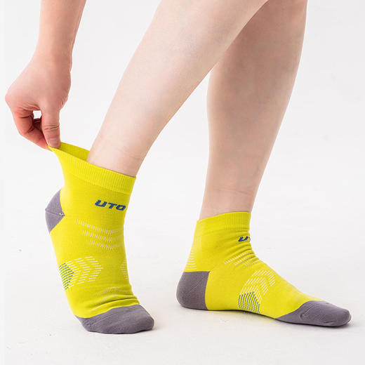UTO羊毛运动中筒袜夏日款男女同款吸汗防臭 商品图1
