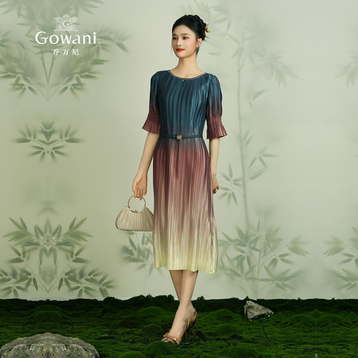 乔万尼新品连衣裙渐变设计感收腰显瘦ET2E269 商品图1