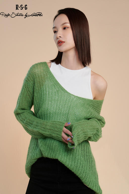 RSG郭培线上成衣品牌纯色V领马海毛简约针织镂空女款毛衣上衣外套 商品图5