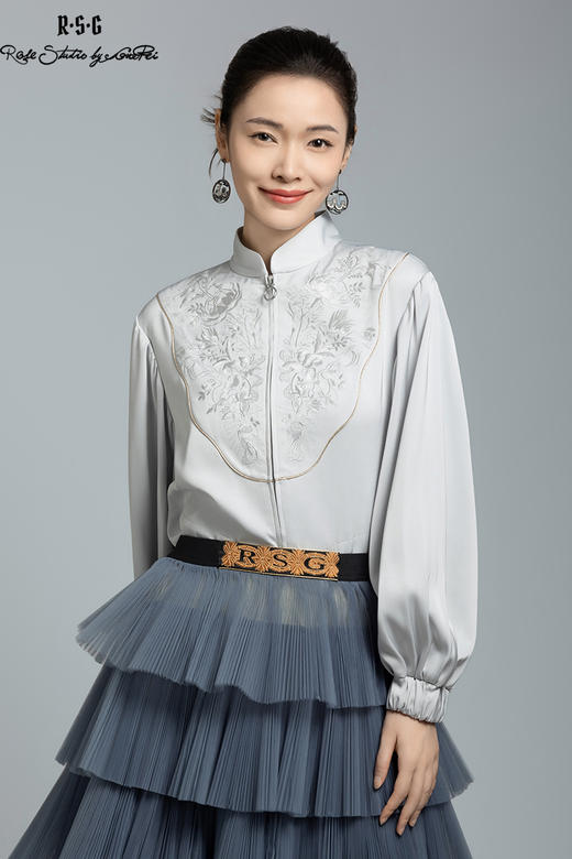 郭培成衣品牌【“药”爱自己】原创中草药云肩领衬衫外套 商品图5