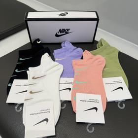 F184耐克春夏新款马卡龙女士盒装长袜