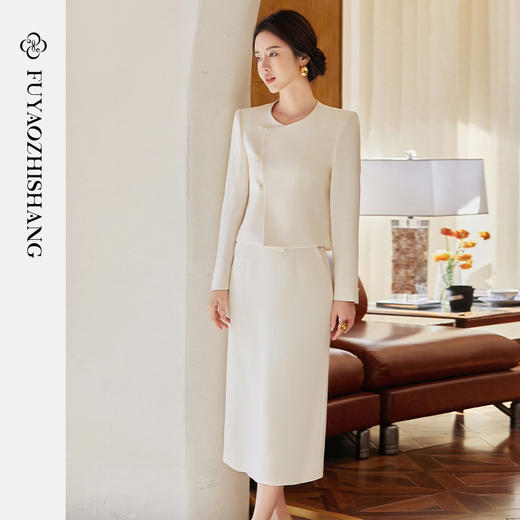 FUYAO扶摇 国风盘扣西装套裙女2025春新款高级感新中式圆领短外套 商品图0