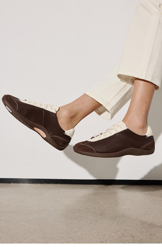 BESSIEIE/贝缌 头层牛羊皮  复古系带芭蕾小白鞋休闲轻薄运动德训鞋百搭 商品图7