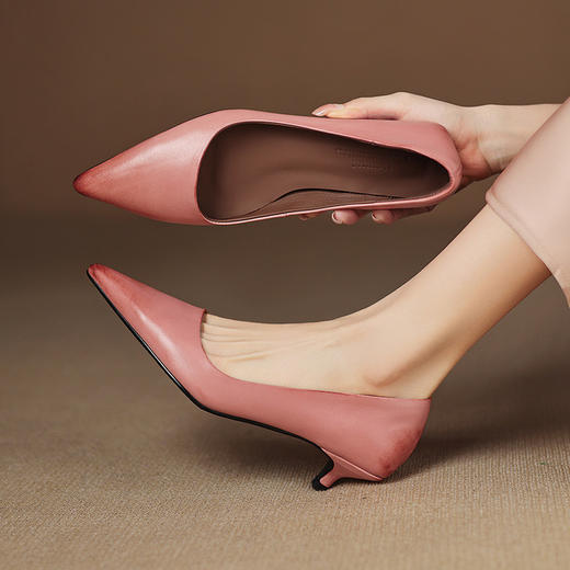 【预售5天】里外全皮猫跟鞋细跟尖头浅口单鞋水洗头层牛皮简约复古低跟鞋通勤MX&mx89702 商品图4