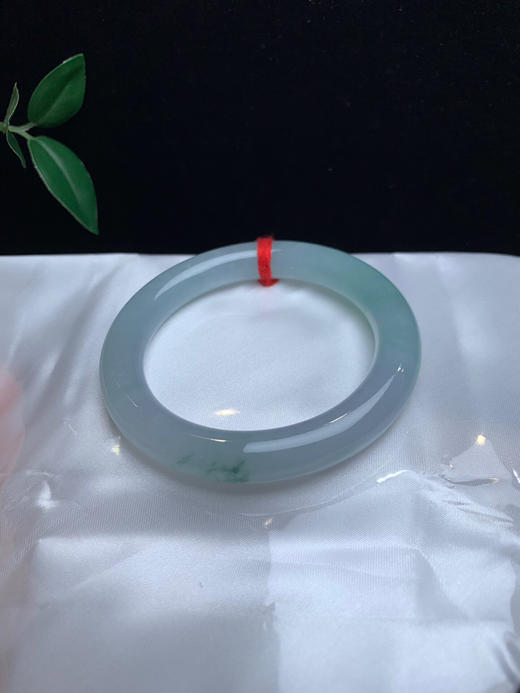 612582，54冰飘花圆条，整体冰冰润润的，飘了一抹清新蓝花 商品图2