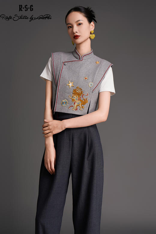 RSG2023早秋新中式醒狮滚绣球重工刺绣套装 商品图5