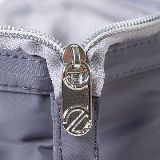 【自营】大容量敞口化妆包洗漱包手拿包数码收纳包 EB1114 商品图2