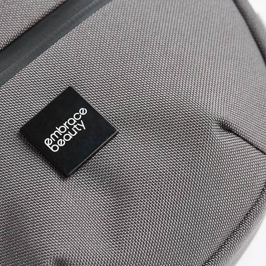 【【自营】潮流斜挎包男女情侣腰包单肩休闲运动大学生防泼水休闲胸包 商品图4