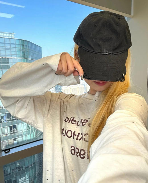 42-4  颓废华丽时髦去油腻 AC 25SS 茶染做旧烫钻 圆领超长袖 宽松T恤 商品图5