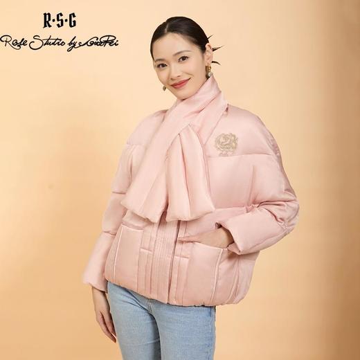 郭培成衣品牌精品系列暖意“绒绒”系列祥凤刺绣围巾绒服 商品图0