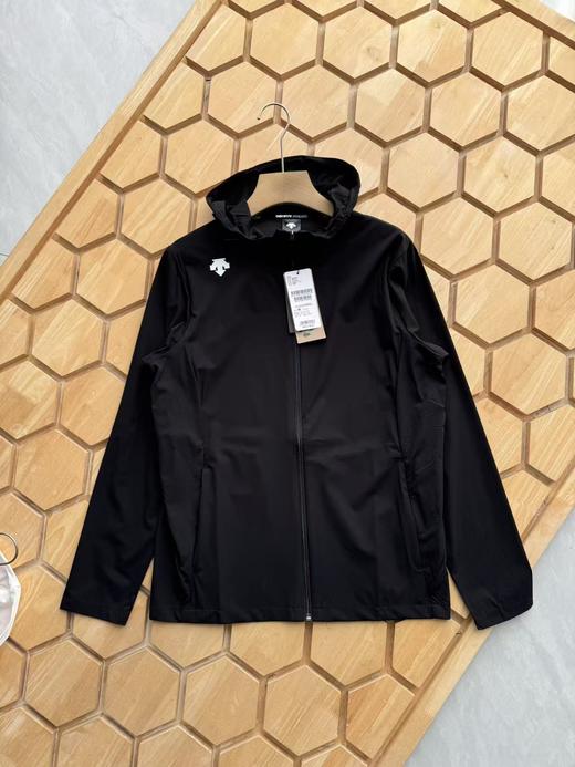 点此购买 迪桑特综训男士防晒服防晒衣UPF50外套 LL 314168 商品图3