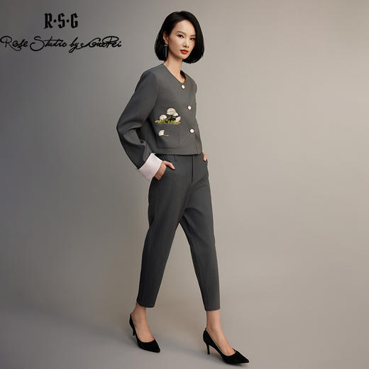 郭培成衣品牌【“药”爱自己】合欢花刺绣小香风撞色外套 商品图3