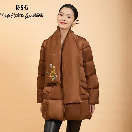 郭培成衣品牌精品系列暖意“绒绒”系列浆果花刺绣鹅绒服 商品图4