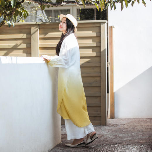 【林栖设计小店】苎麻衬衣渐变色简约百搭宽松显瘦2025夏季新品长款上衣女1952080 商品图1