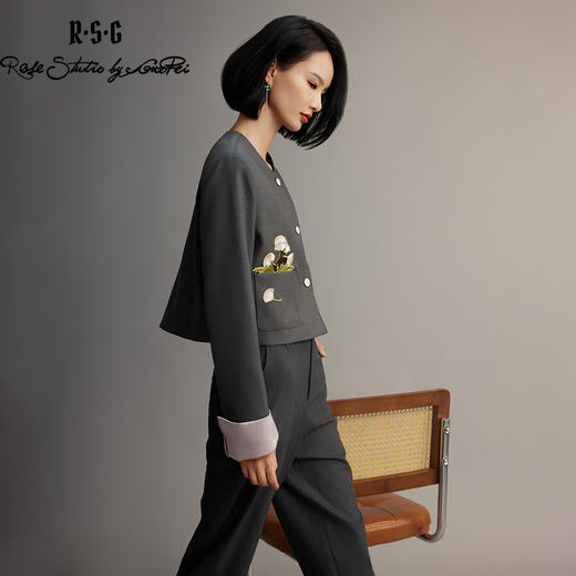 郭培成衣品牌【“药”爱自己】合欢花刺绣小香风撞色外套 商品图4