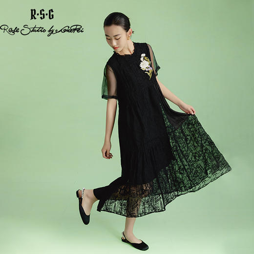 郭培成衣品牌【“药”爱自己】法式复古重工刺绣蕾丝拼接连衣裙 商品图2