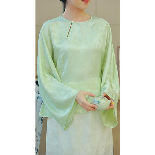 【抖音专属】新中式上衣（25708135冻缥-结缘款） 商品图4