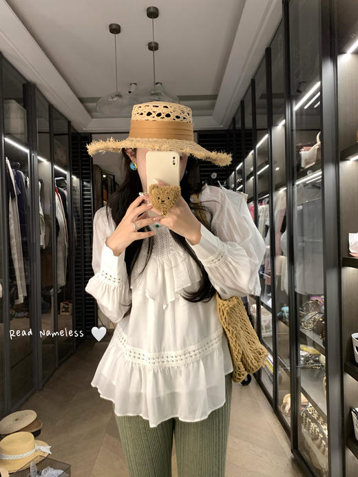 Read Nameless /100%天丝初恋衬衫+编织拉毛绿色喇叭裤 2025/4/3 商品图1